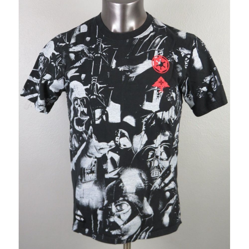 Mens LRG x Star Wars Black Darth Vader T Shirt Size S Cotton Short Sleeve Cotton